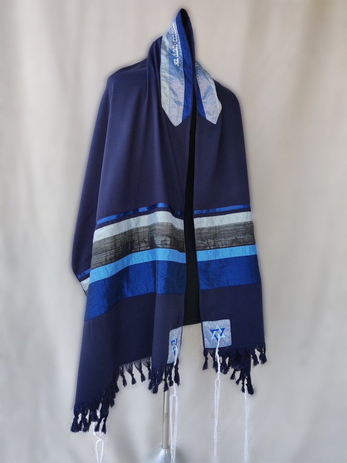 Elegant Gabrieli tallit - Blue