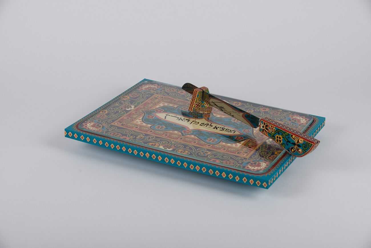 CHALLAH BOARD AND KNIFE SET by Vered - Chaya & Raphael's Galleries