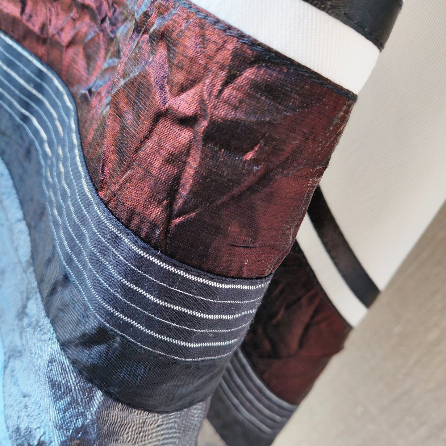 Elegant Gabrieli tallit - Rust Brown on White