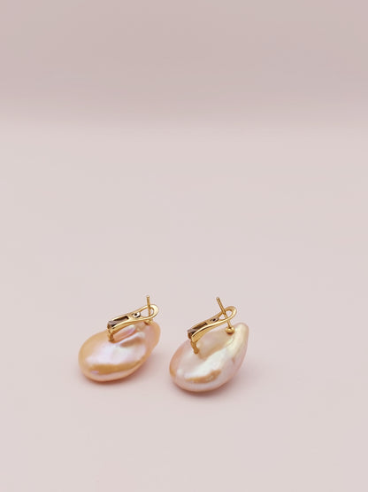 Freshwater Baroque Earring