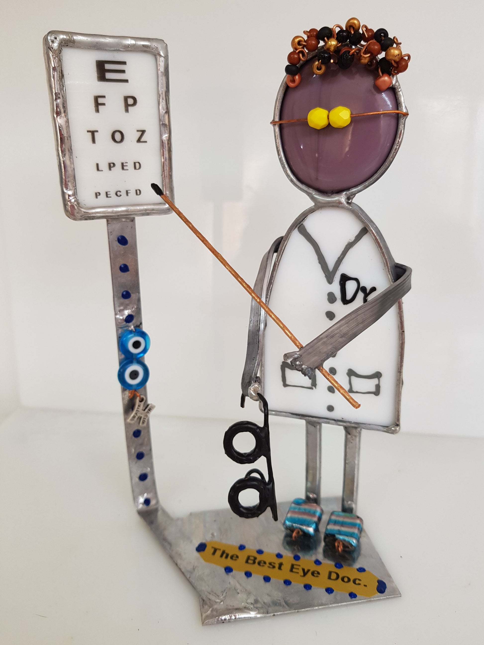 The Optometrist - Chaya & Raphael's Galleries