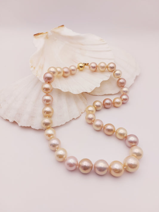 Classic Freshwater Pearl Necklace